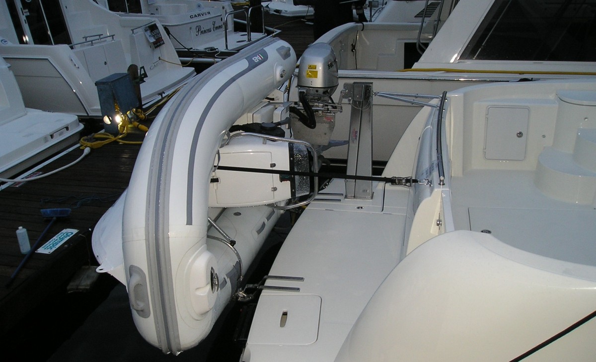 davit systems for yachts