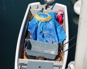 304 or 316 stainless steel marine grade